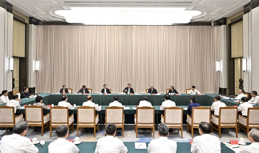 【前沿】儲能|習(xí)近平：加快發(fā)展風(fēng)電、光電等清潔能源，建設(shè)風(fēng)光火核儲一體化能源基地